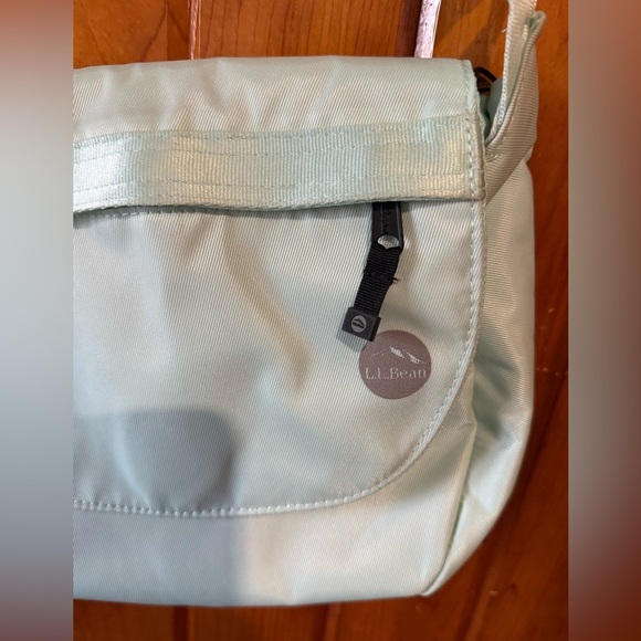 L.L bean light teal Crossbody‎ Bag - Picture 7 of 8